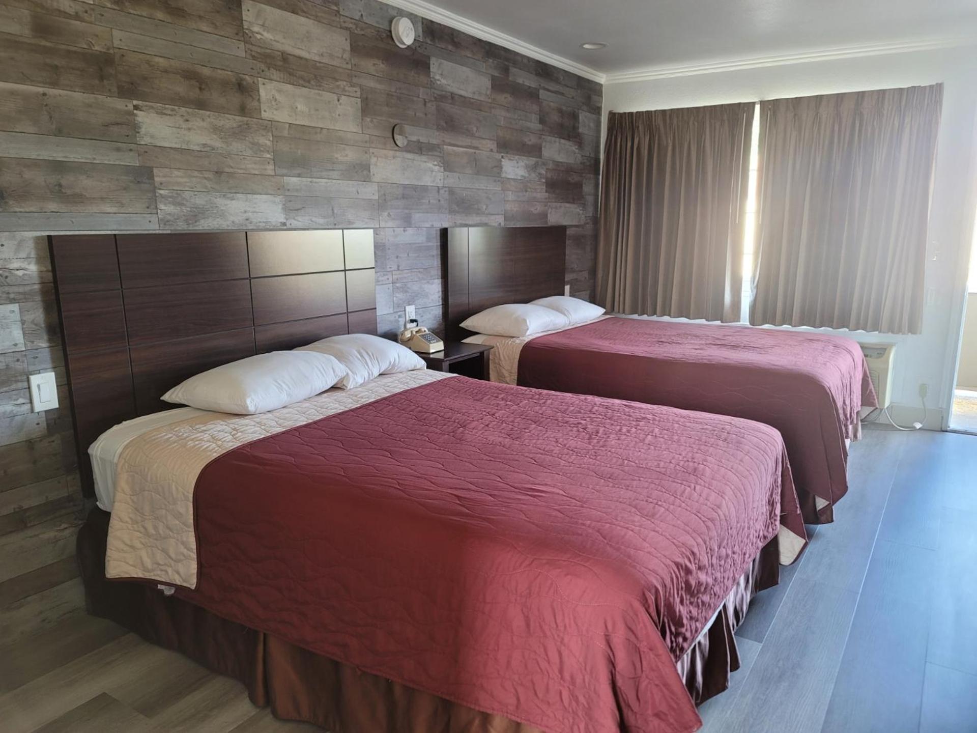 Whittier Travel Inn Esterno foto