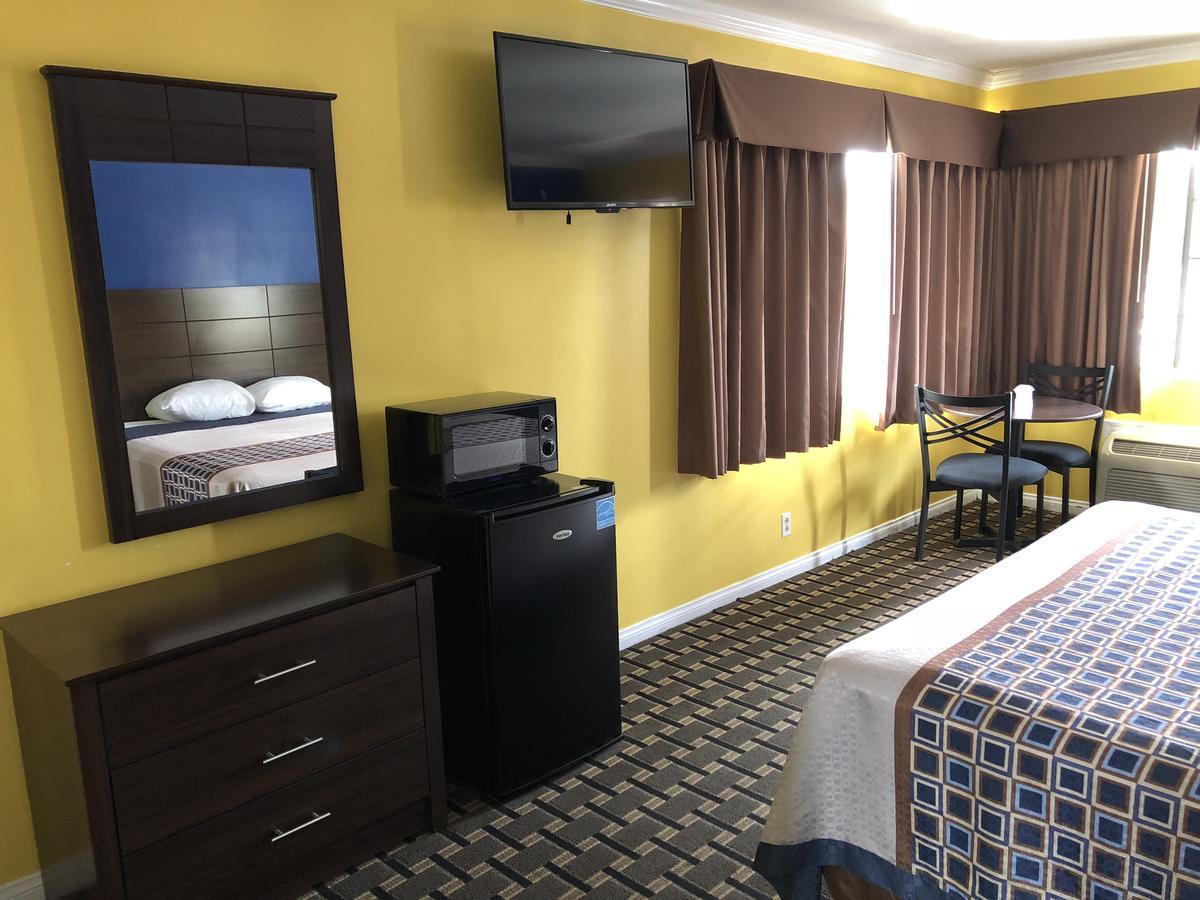 Whittier Travel Inn Esterno foto