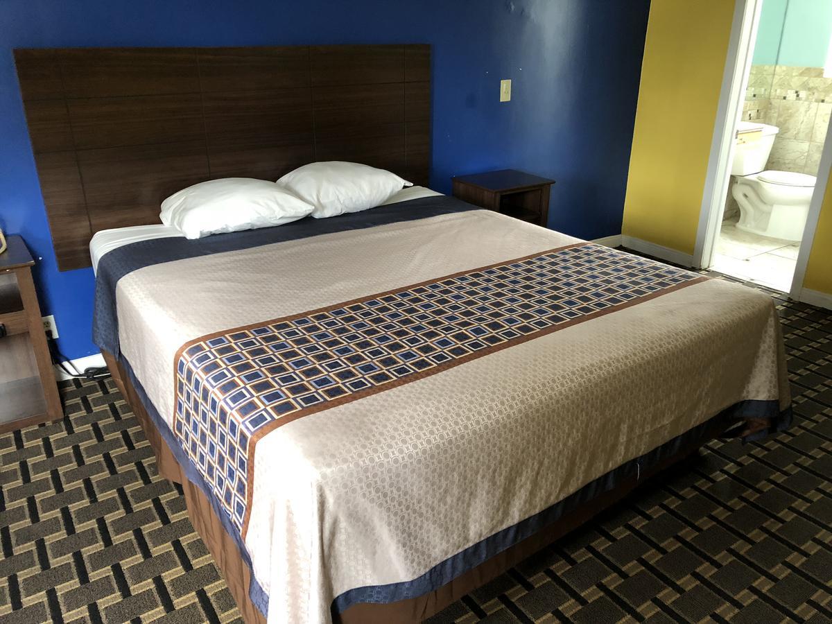 Whittier Travel Inn Esterno foto