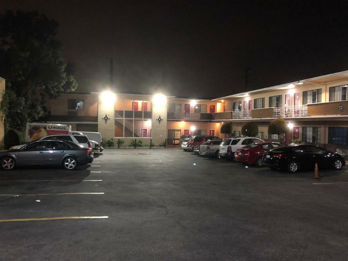 Whittier Travel Inn Esterno foto